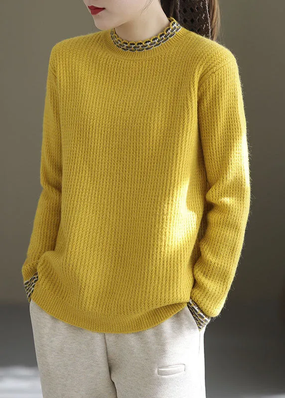 Heidi-Mode - Einfacher Pullover aus dickem Strick mit hohem Ausschnitt